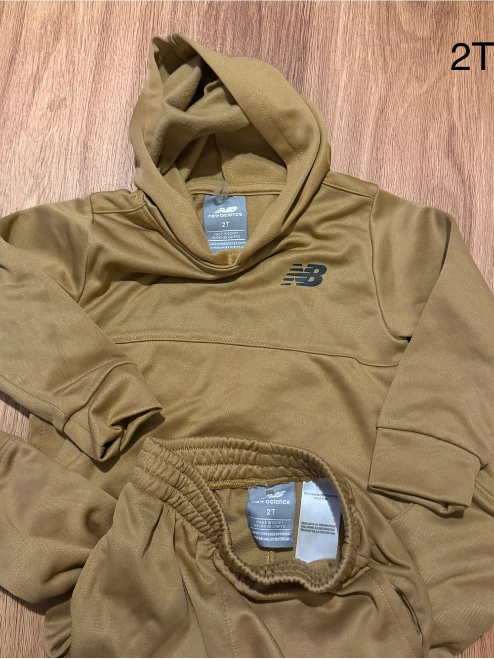 New Balance Kids Tan Crewneck Hoodie & Jogger Set - Brownish Tan